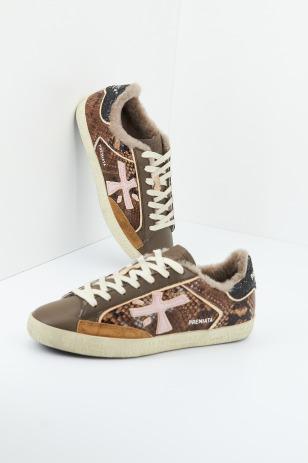 TIMELESS TRAINERS