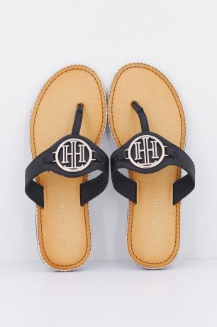 ESSENTIAL LEATHER FLAT S
